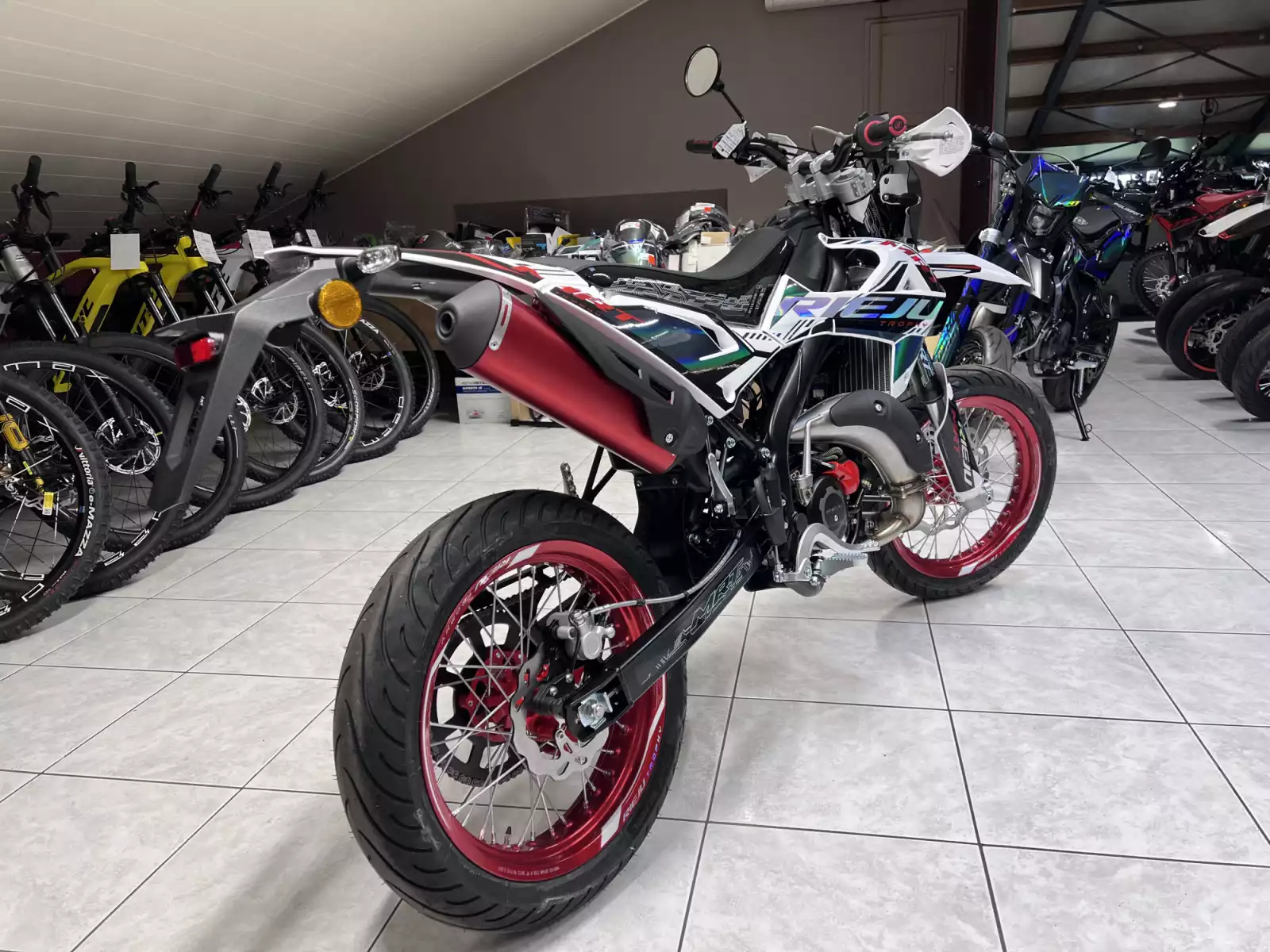 Rieju MRT 50 SM Trophy Mirage - Photo 1