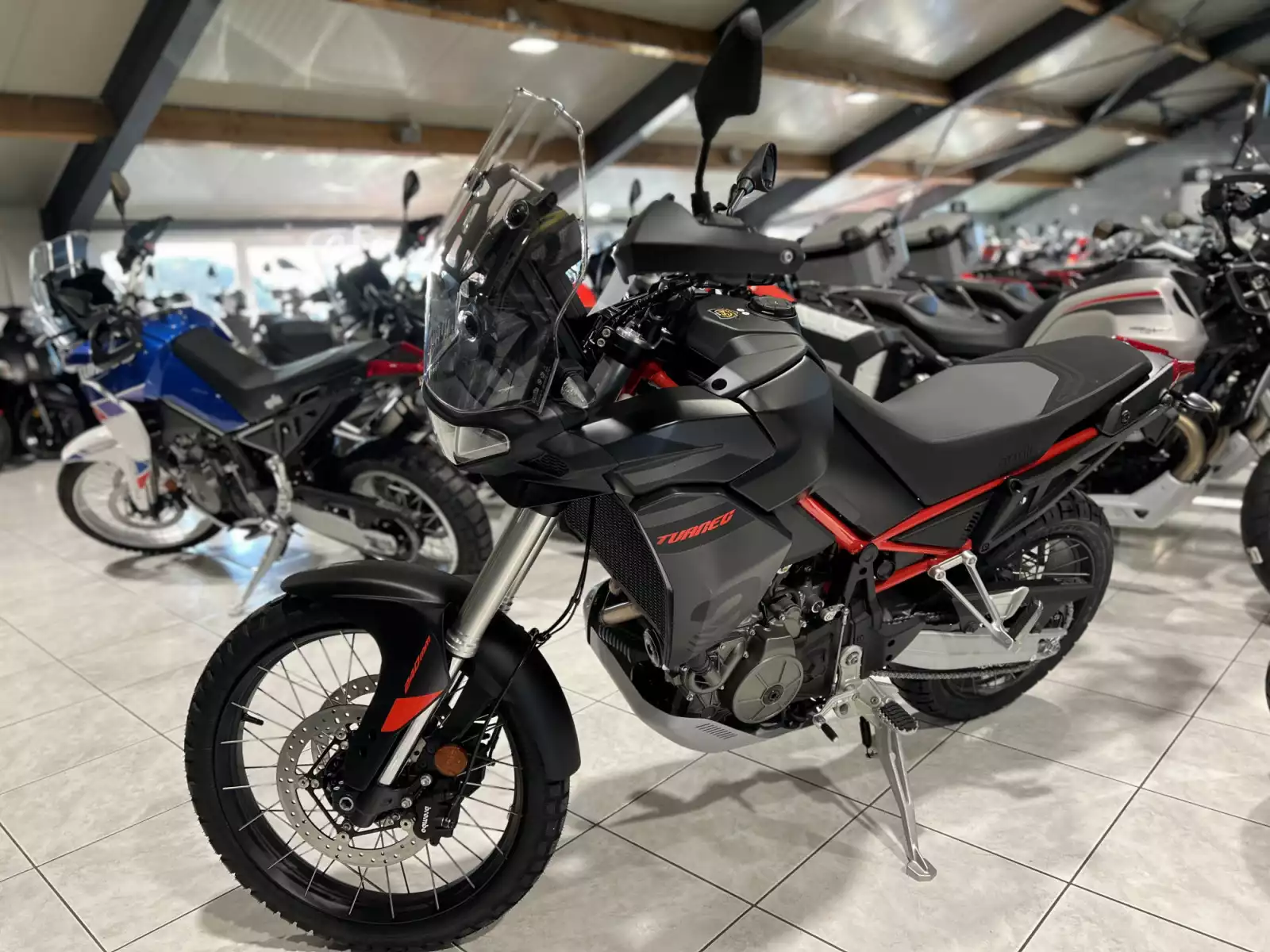 Aprilia Tuareg 660 ATREIDS BLACK disponible aussi en 35 KW - Photo 1