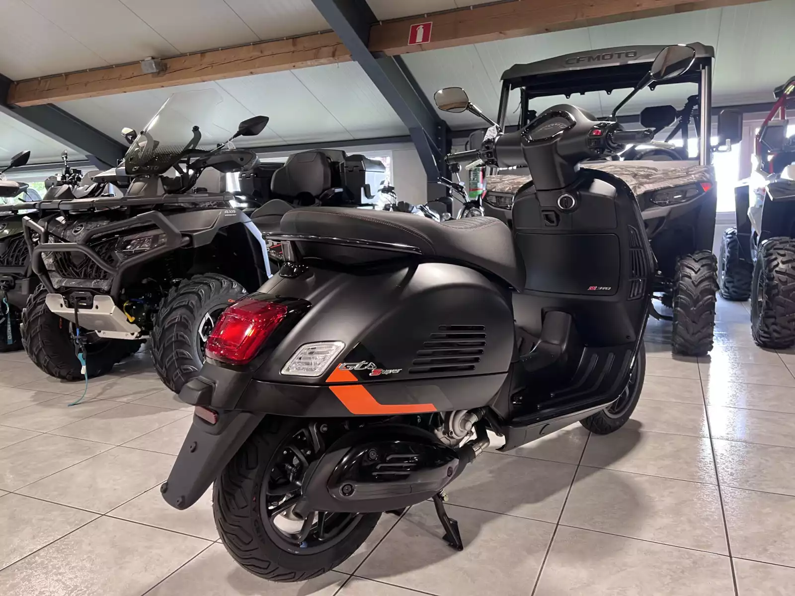 Vespa GTS Super Sport 310 - Photo 1