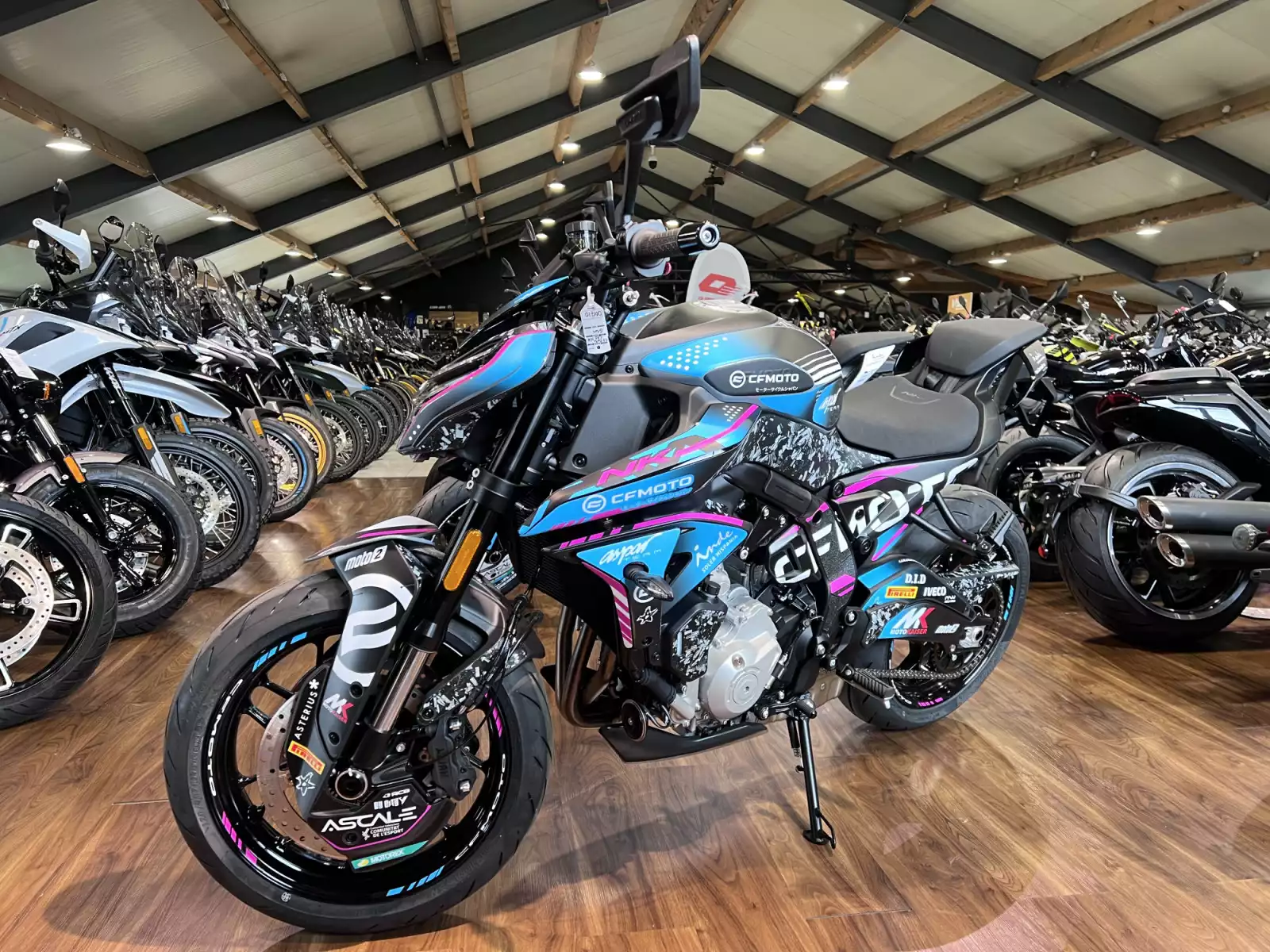 CF Moto 675 NK Réplica - Photo 1