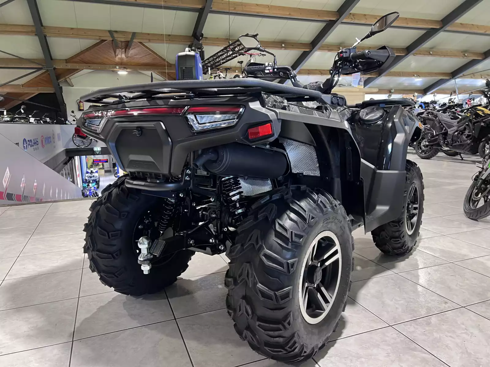 Loncin XWOLF 550K T3 b 60 km/h - Photo 1