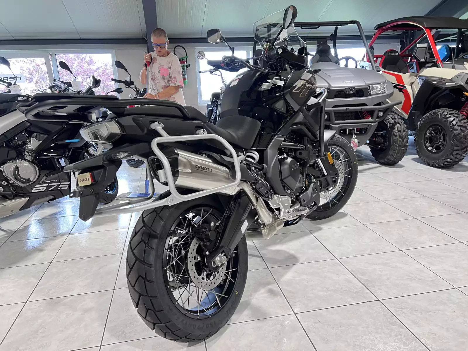 CF Moto 700 MT ADV - Photo 1
