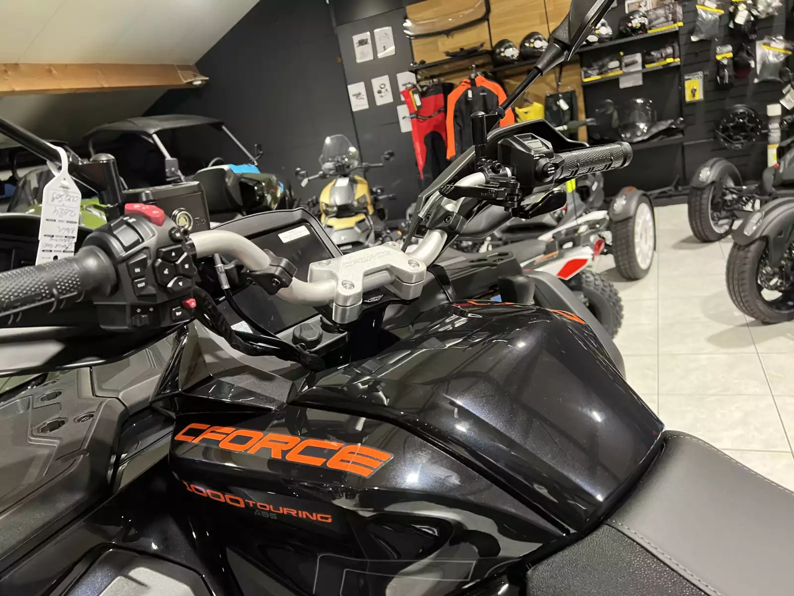 CF Moto CForce 1000 TOURING PREM. L7 - Photo 1