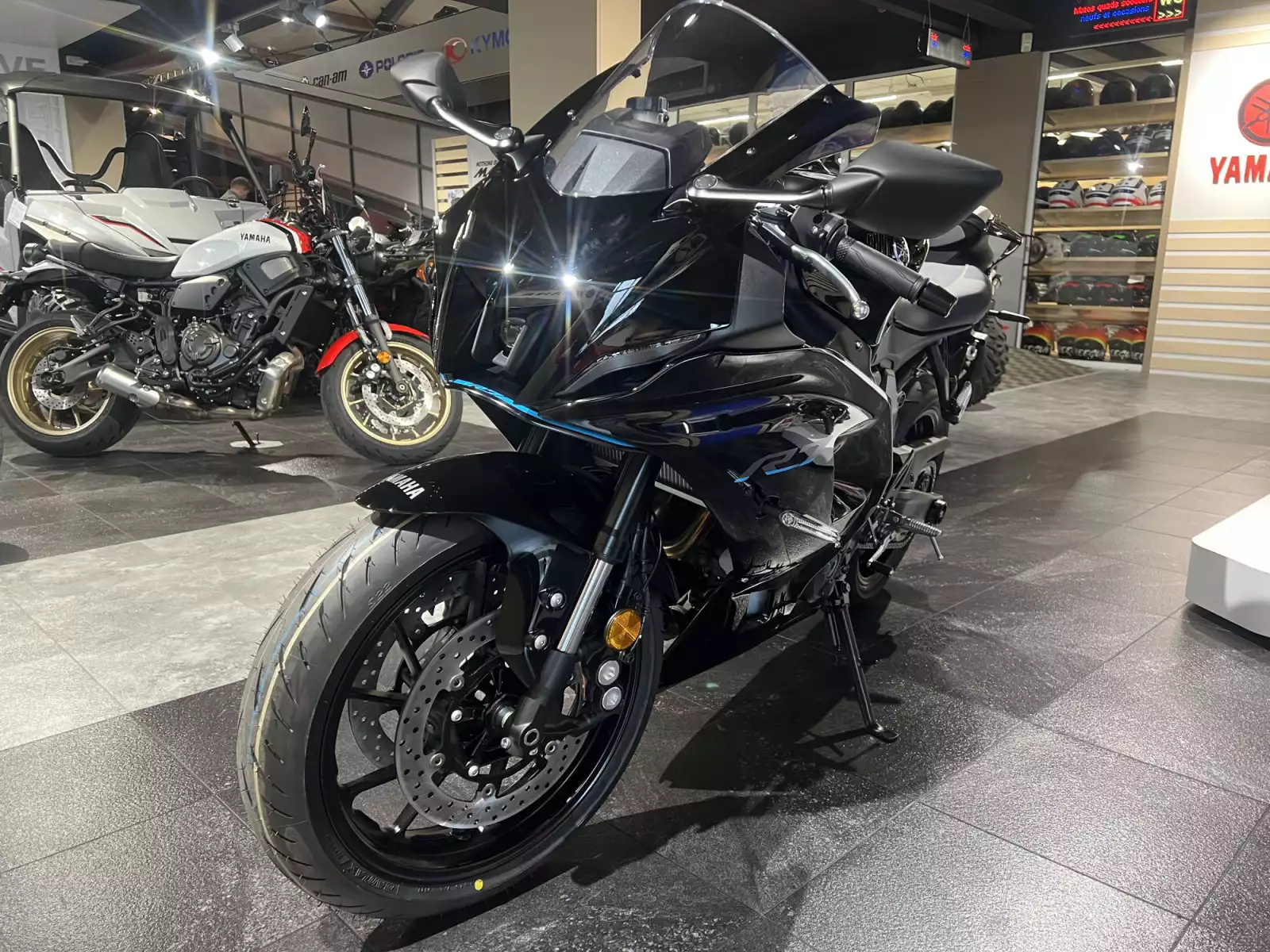 Yamaha R7 - Photo 1