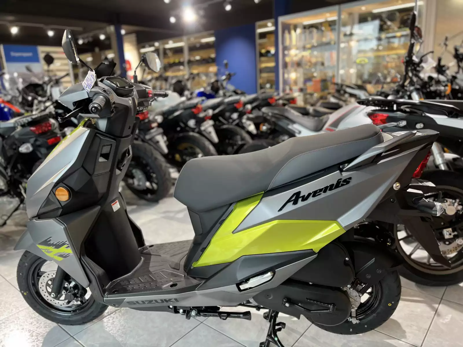 Suzuki Avenis 125 125 - Photo 1