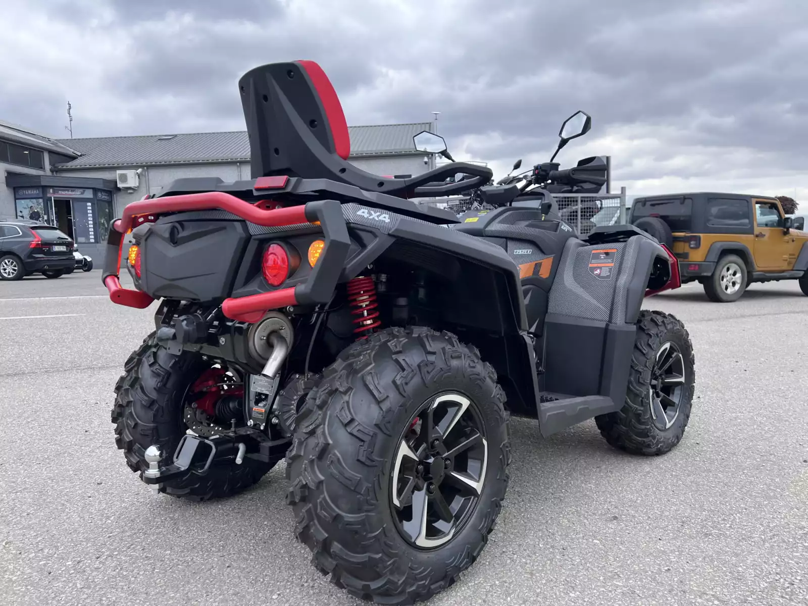 Up Moto TCrosser 650 L L7 EPS LTD 30 TH + 60KM/H - Photo 1
