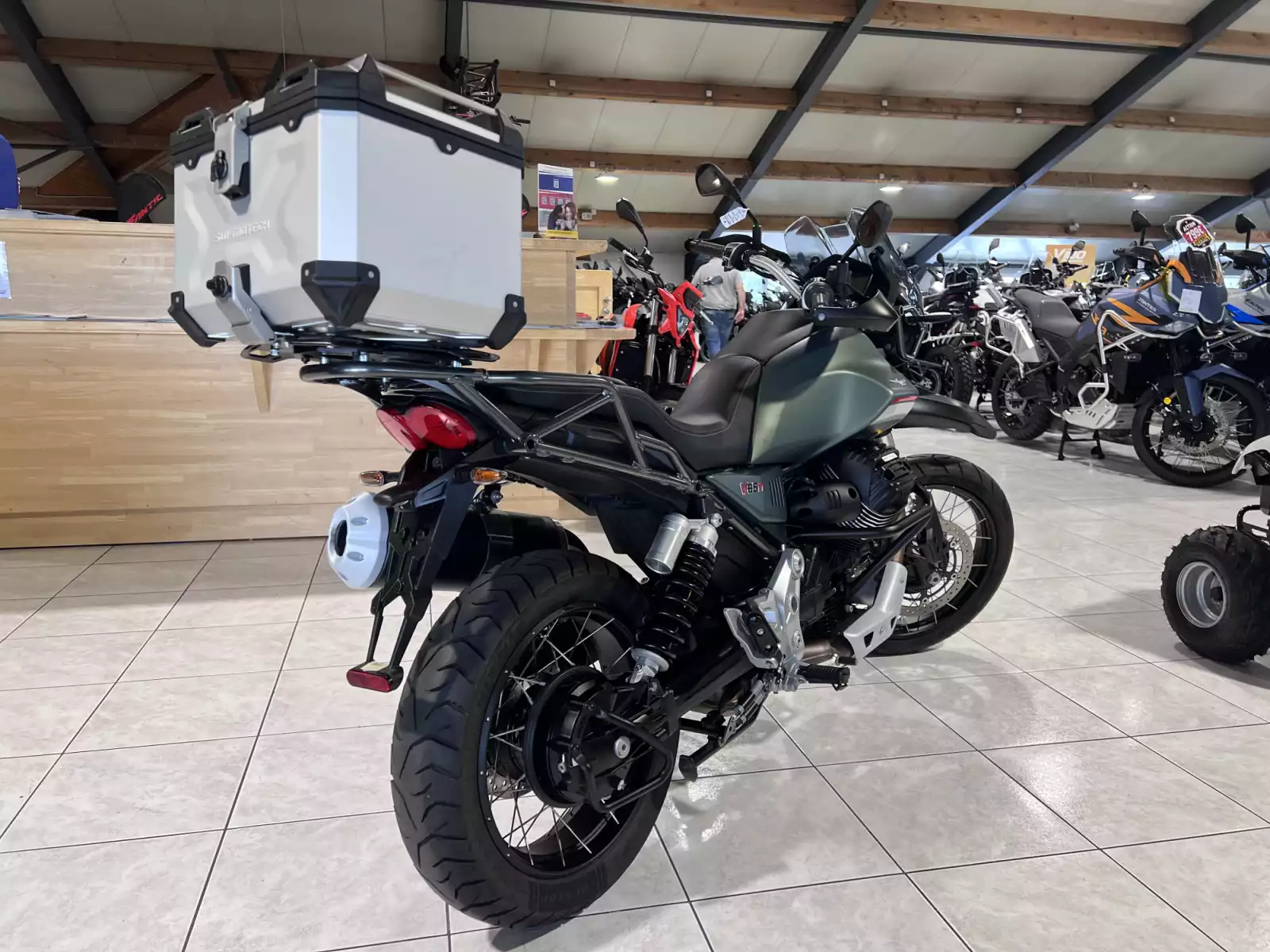 Moto Guzzi V 85 TT  Strada - Photo 1