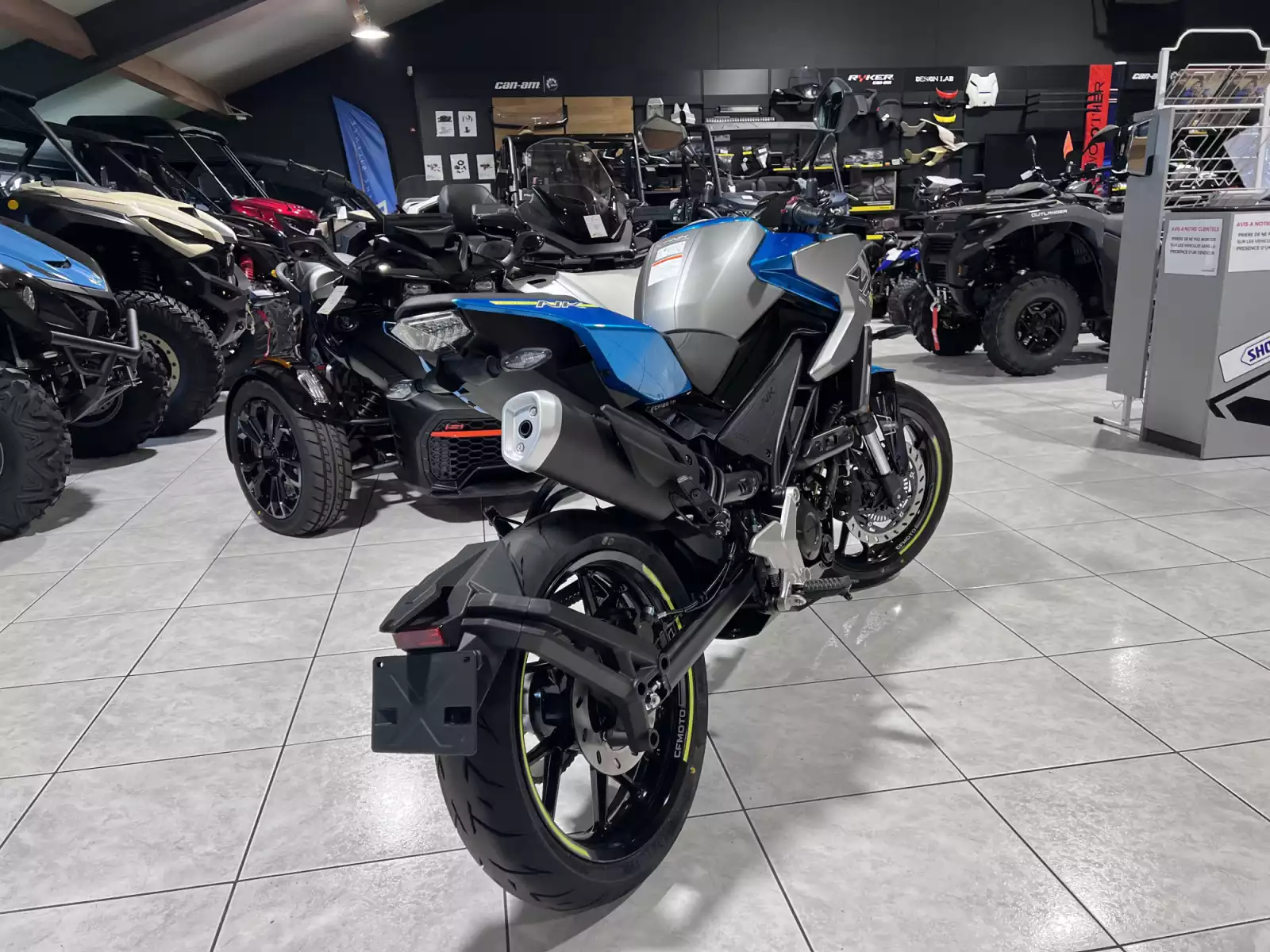 CF Moto 125 NK - Photo 1