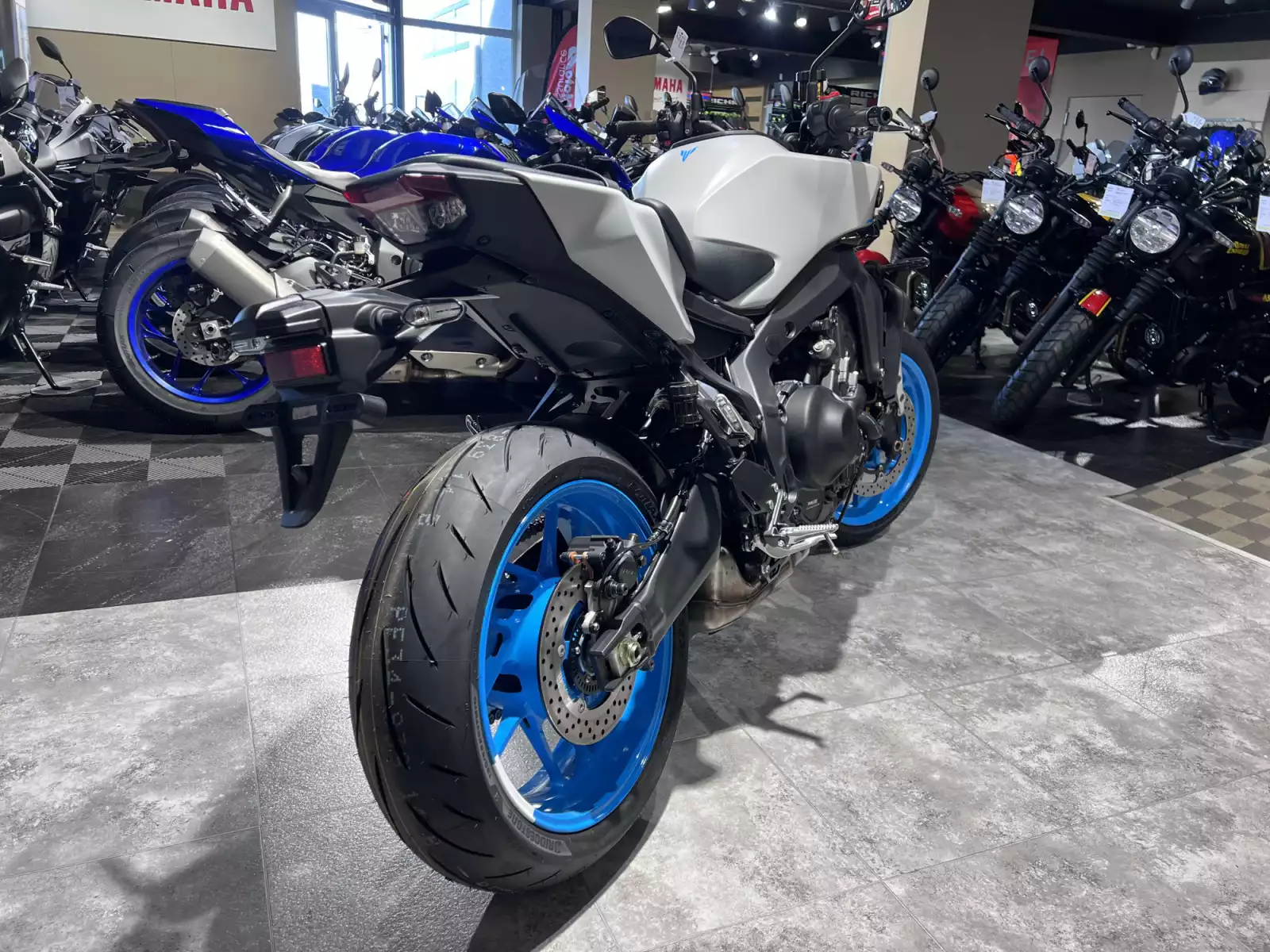 Yamaha MT-09 - Photo 1