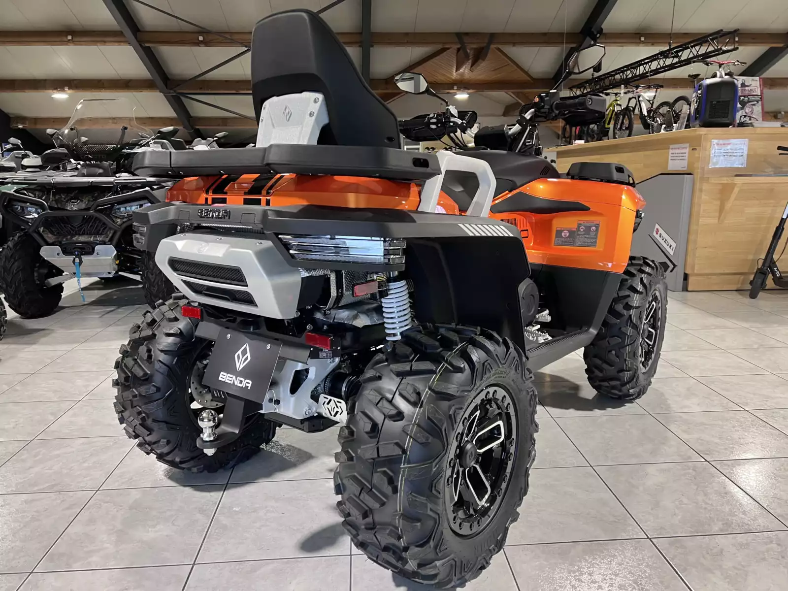 Benda Redstone 550 L EPS ABS - Photo 1