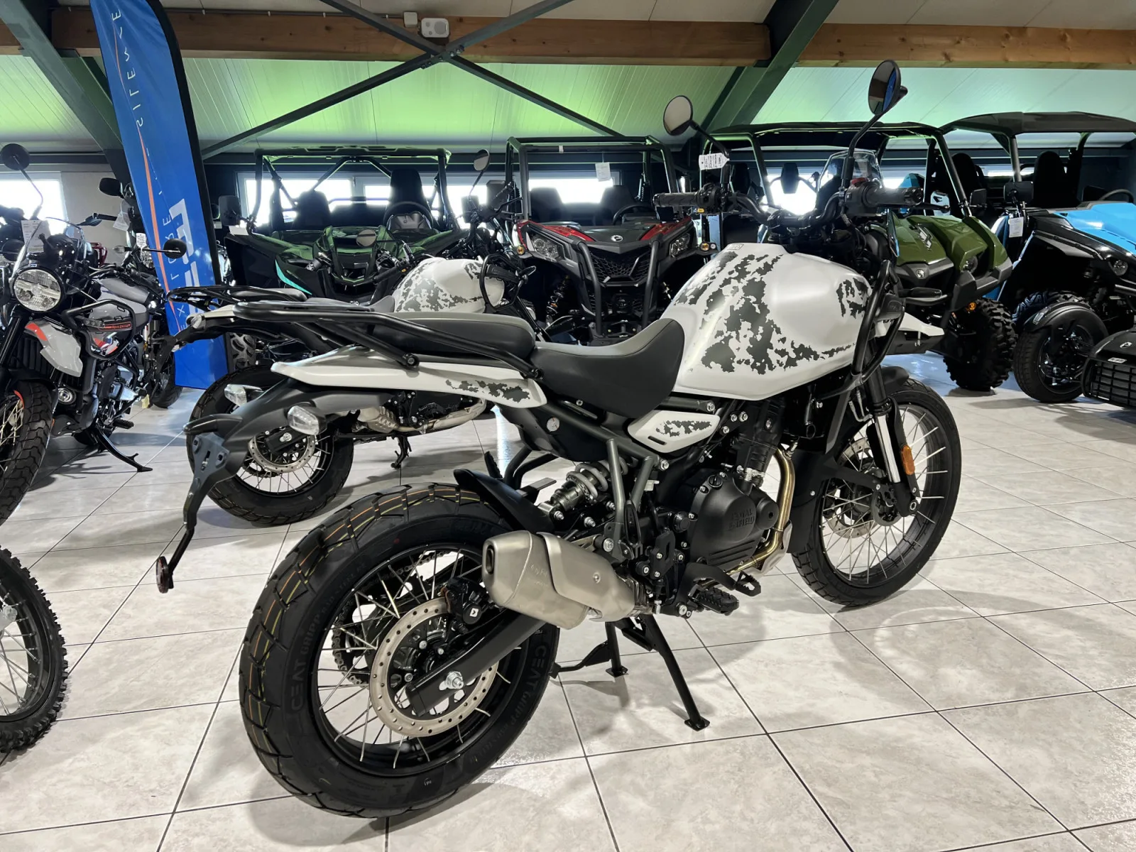 Royal Enfield Himalayan 450 Kamet White - Photo 1