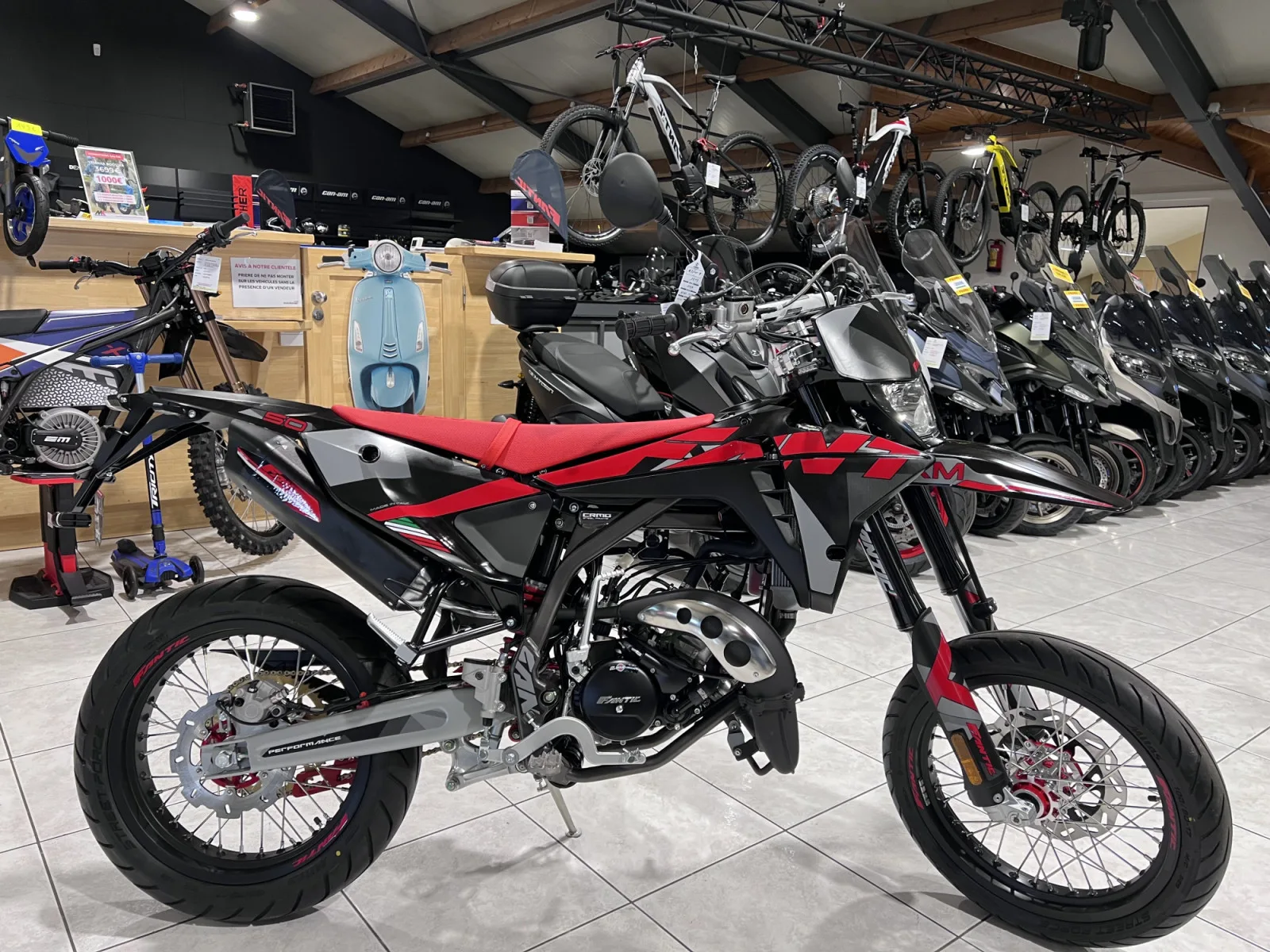 Fantic Motard 50 PERFORMANCE 2T - Photo 1