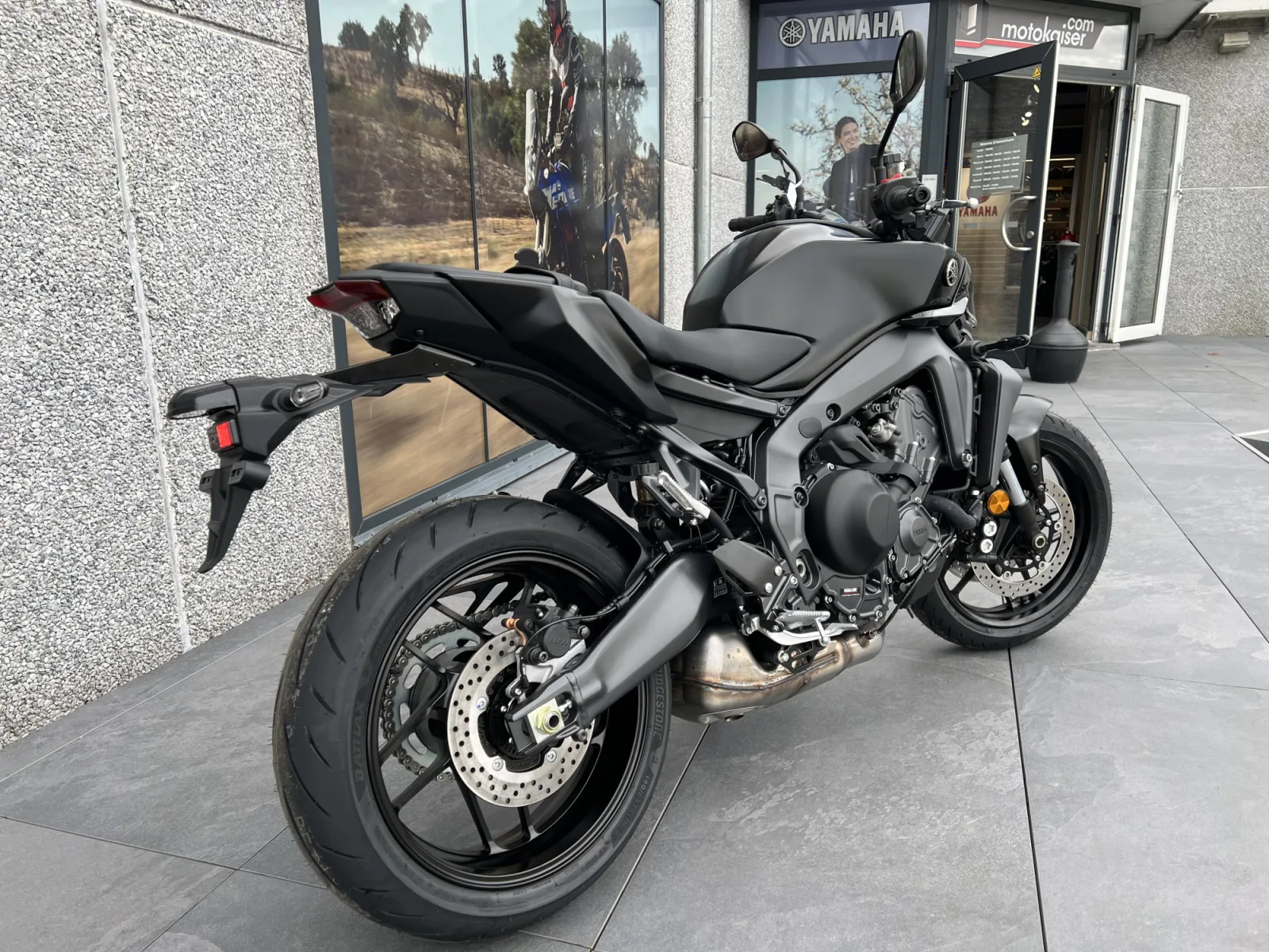 Yamaha MT-09 Y-AMT - Photo 1