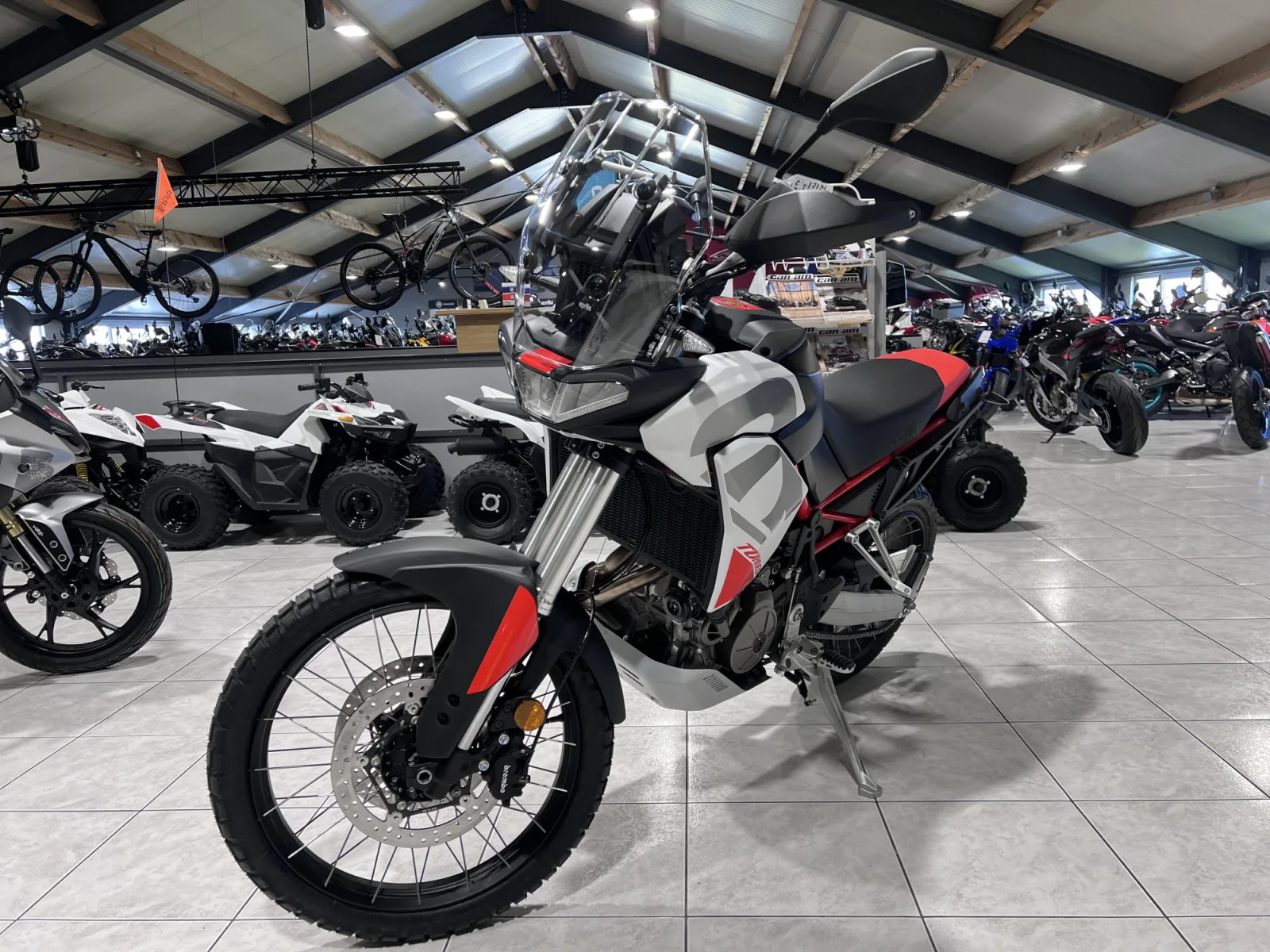 Aprilia Tuareg 660 Hailstrom White disponible aussi en 35 KW - Photo 1