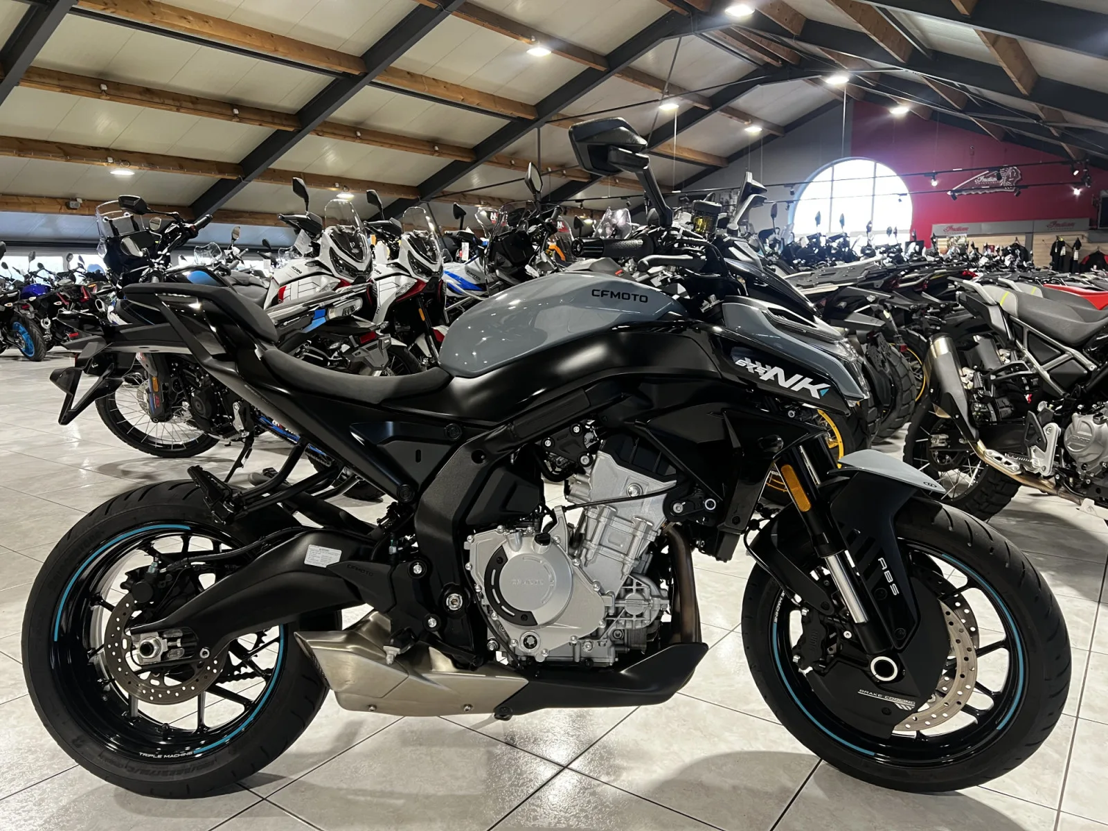 CF Moto 675 NK - Photo 1
