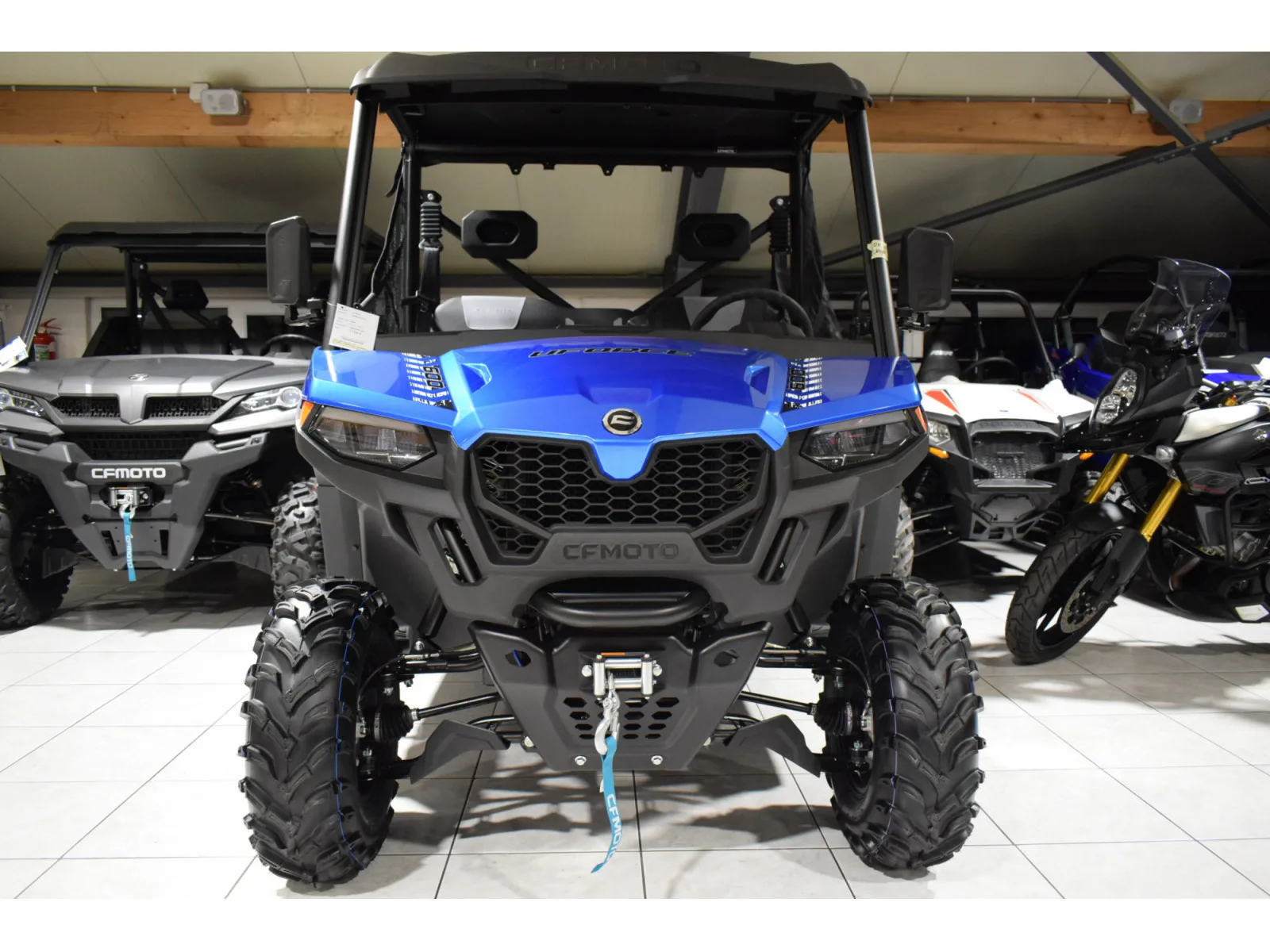 CF Moto UForce 600 Agri - Photo 1
