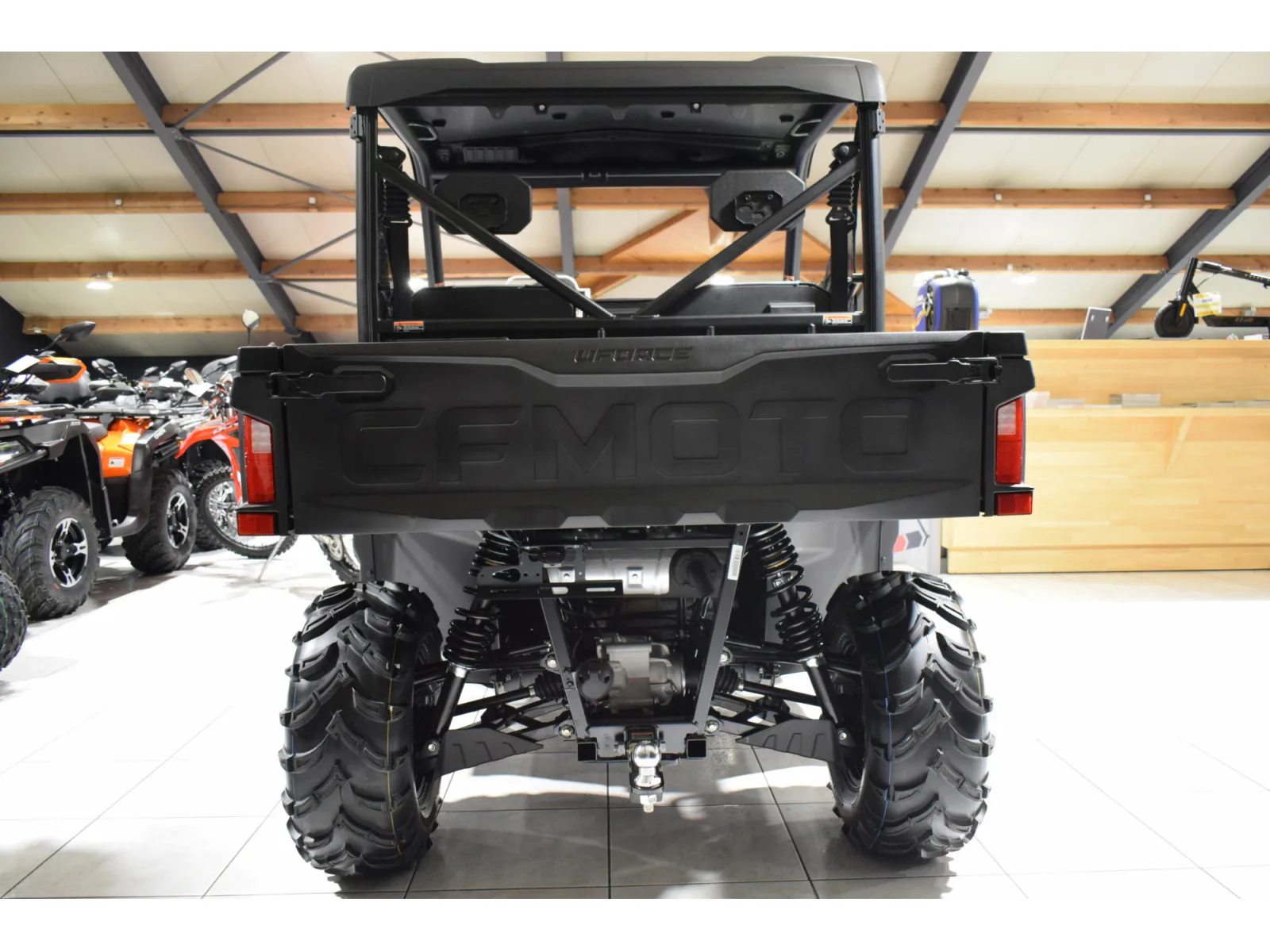 CF Moto UForce 600 Agri - Photo 1