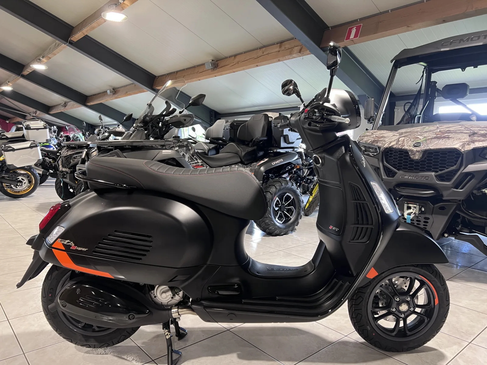 Vespa GTS Super Sport 310 - Photo 1