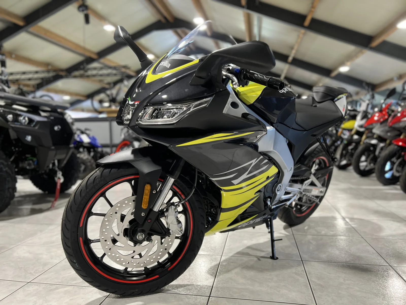 Aprilia RS 125 - Photo 1