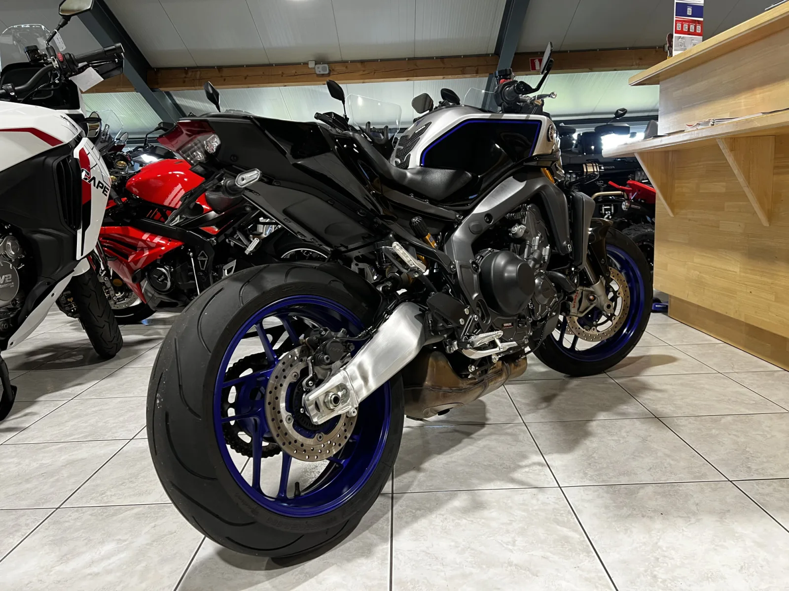 Yamaha MT-09 SP - Photo 1