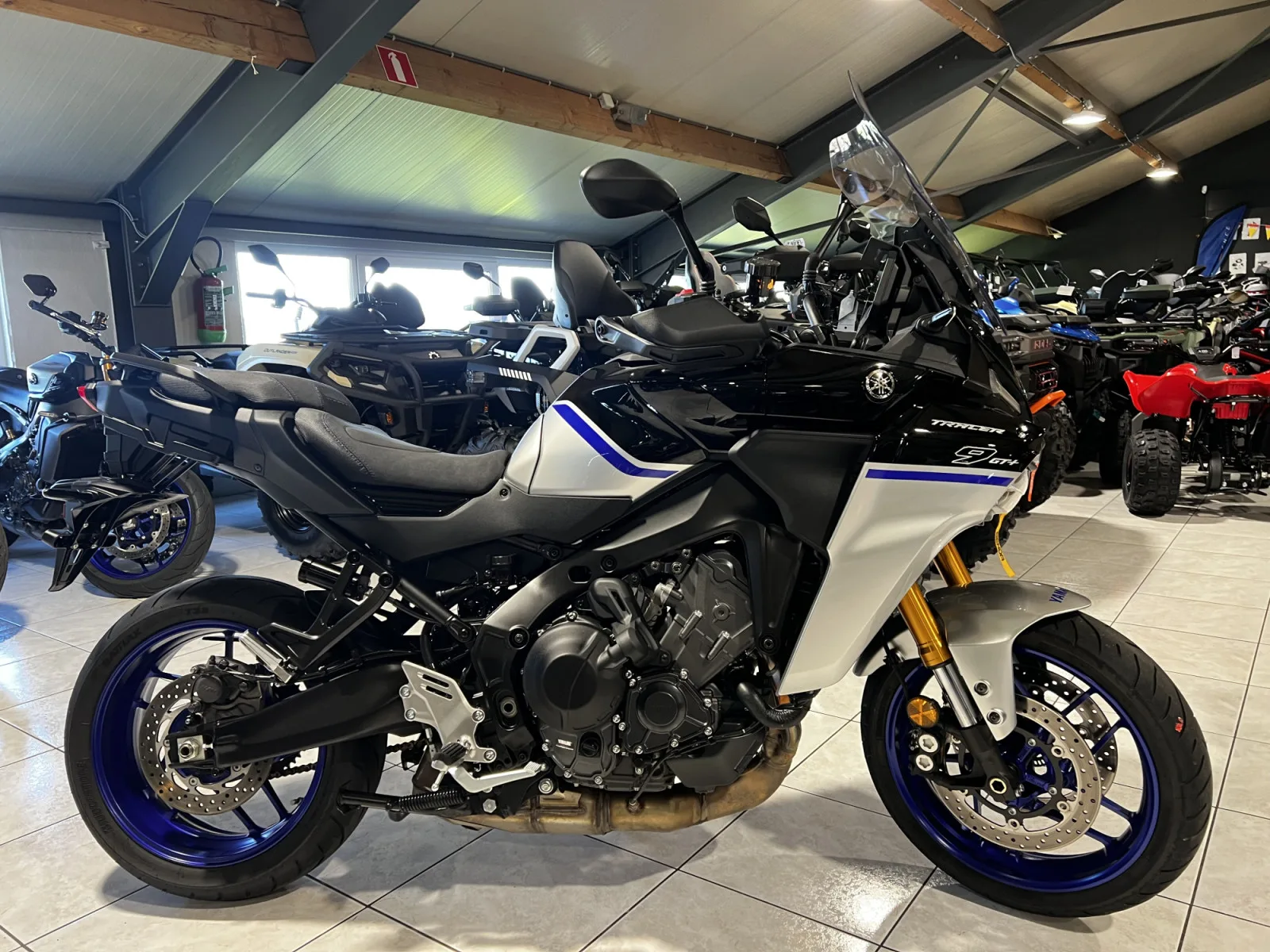 Yamaha Tracer 9 GT + Y-AMT - Photo 1