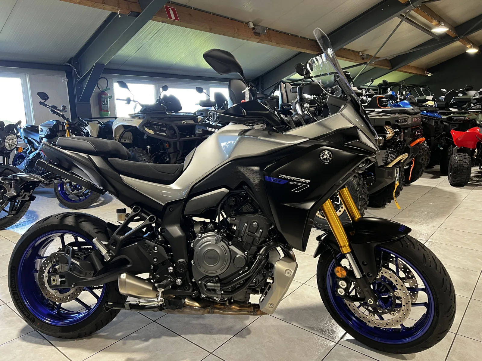 Yamaha Tracer 7 GT inclus valises - Photo 1