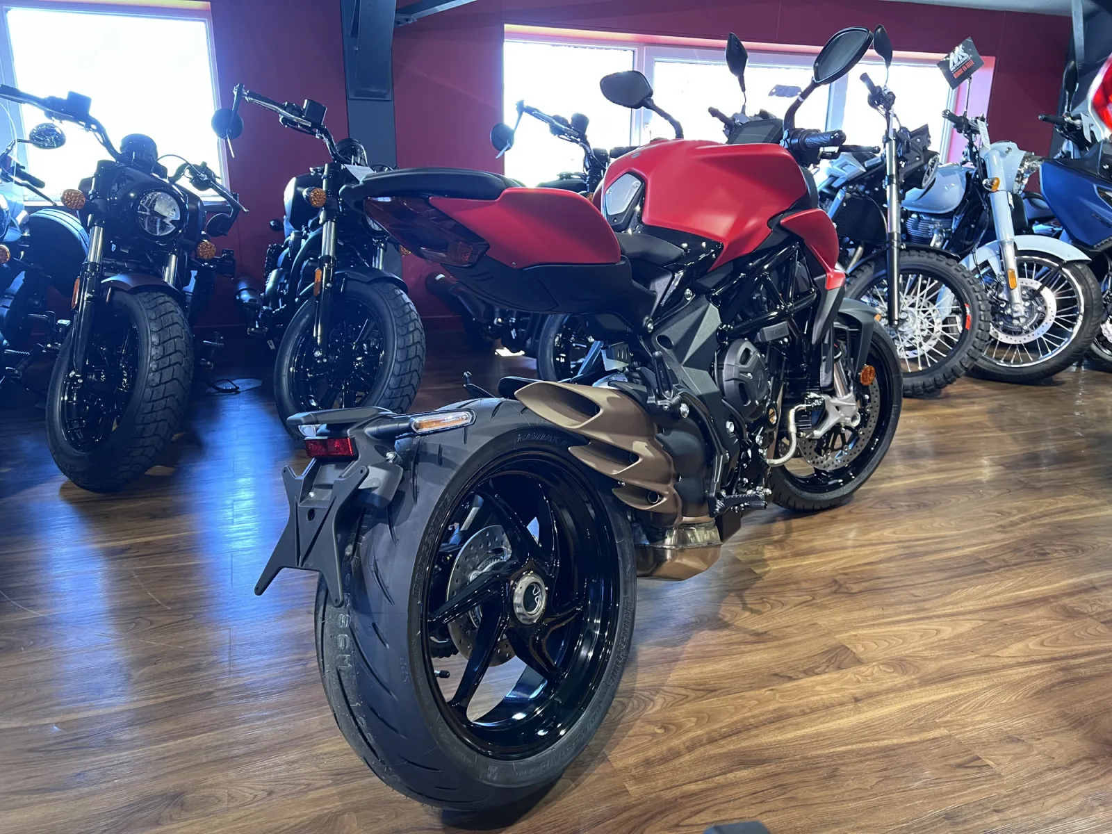 MV Agusta Brutale 800 - Photo 1