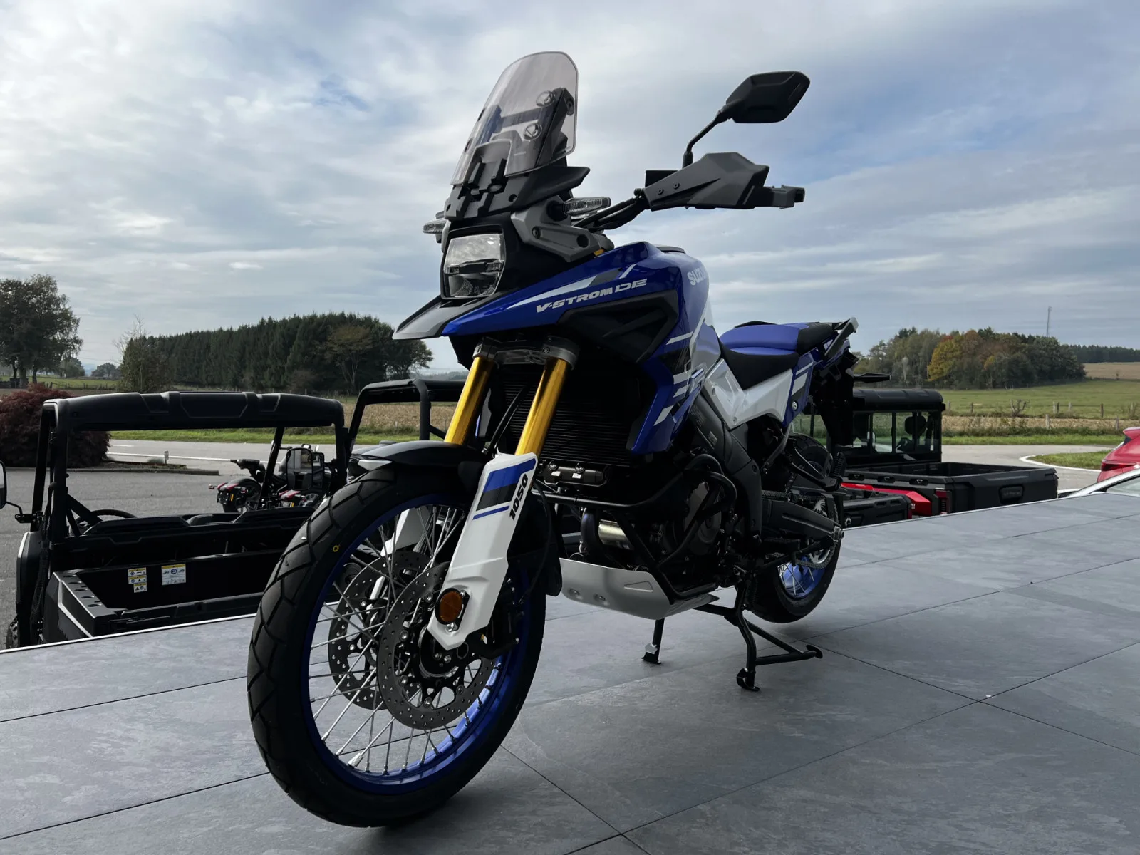 Suzuki V-Strom 1050 DE - Photo 1