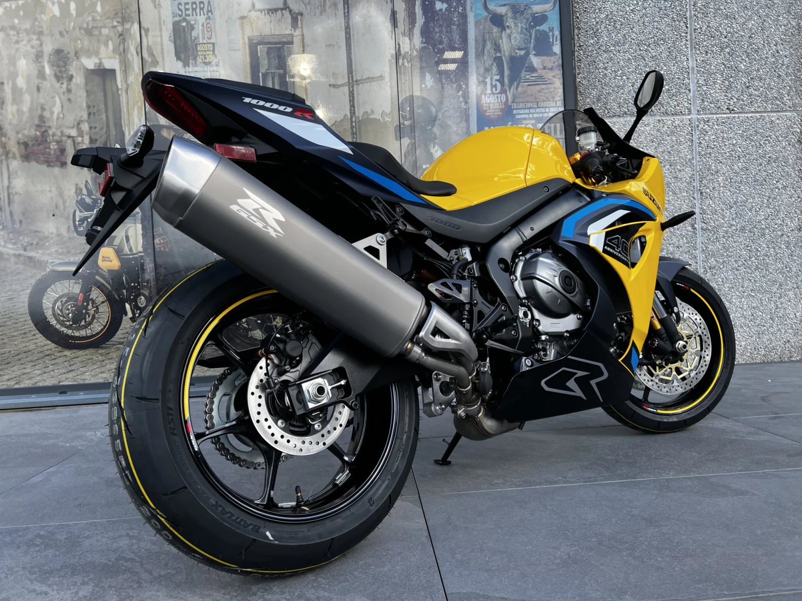 Suzuki GSX-R 1000 - Photo 1