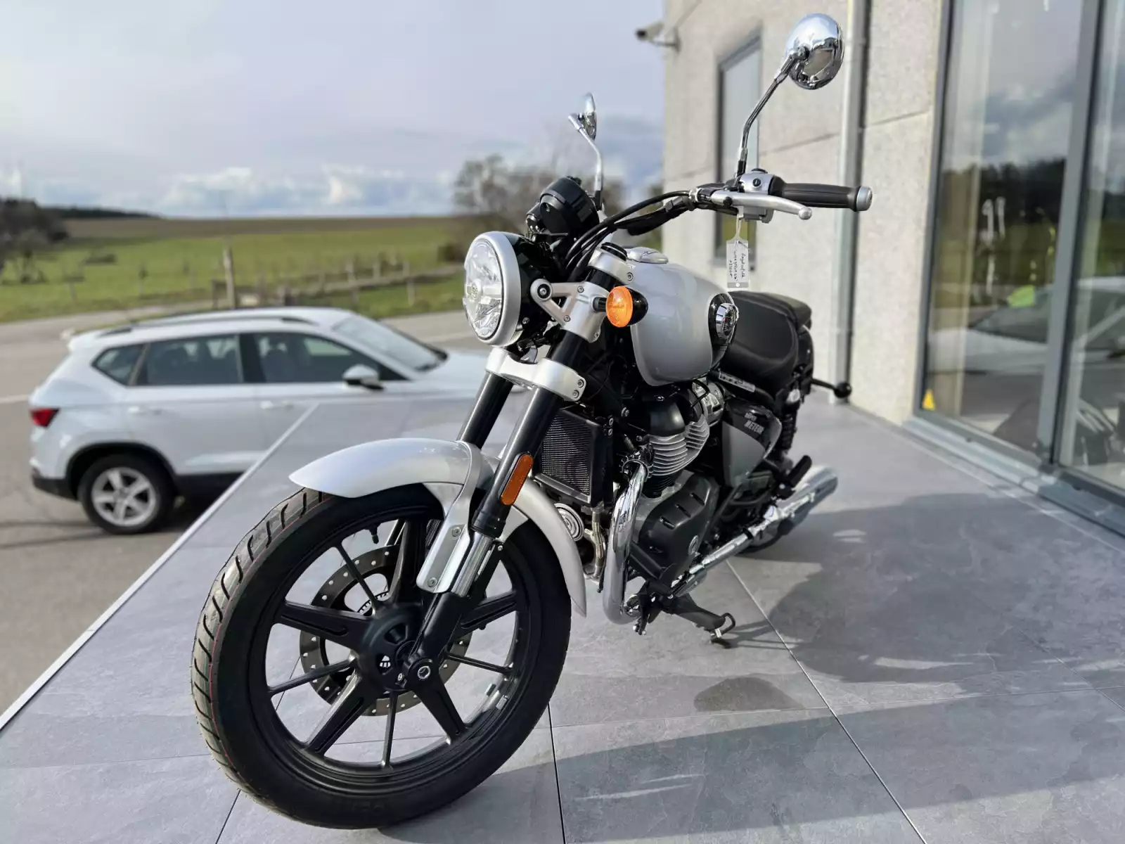 Royal Enfield Super Meteor 650 Gris Interstellaire - Photo 1