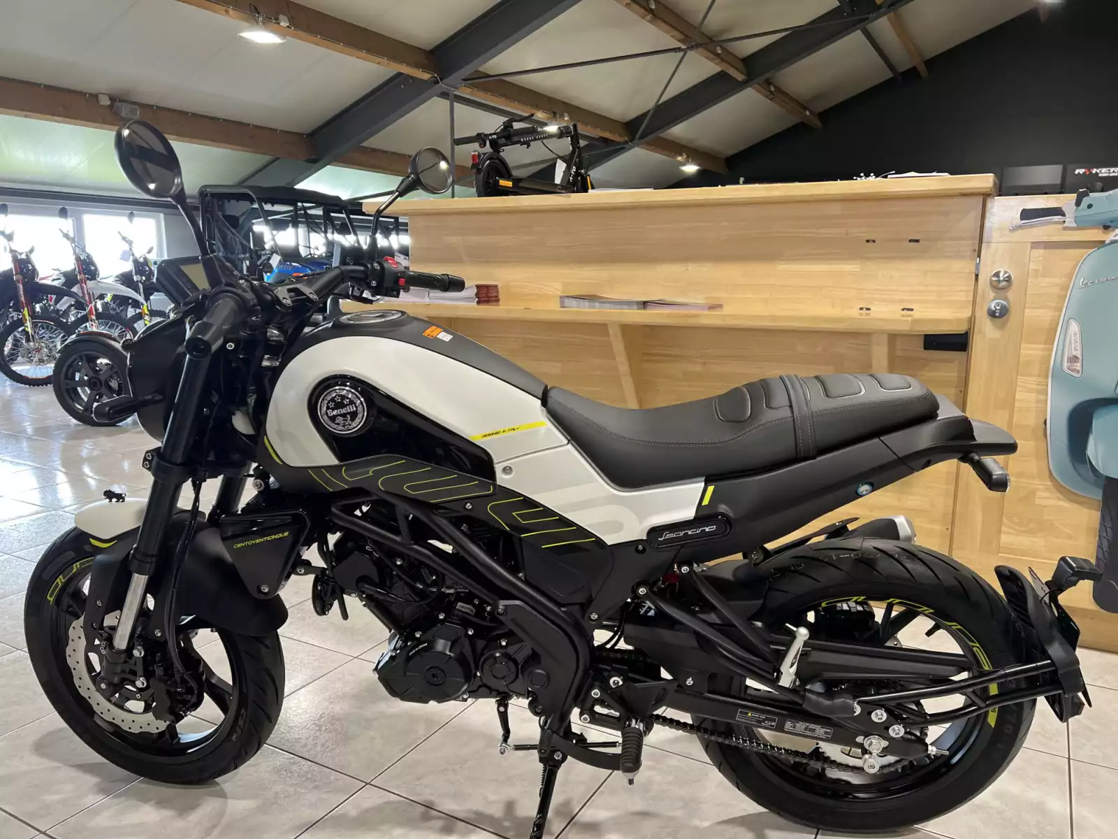 Benelli Leoncino 125 - Photo 1