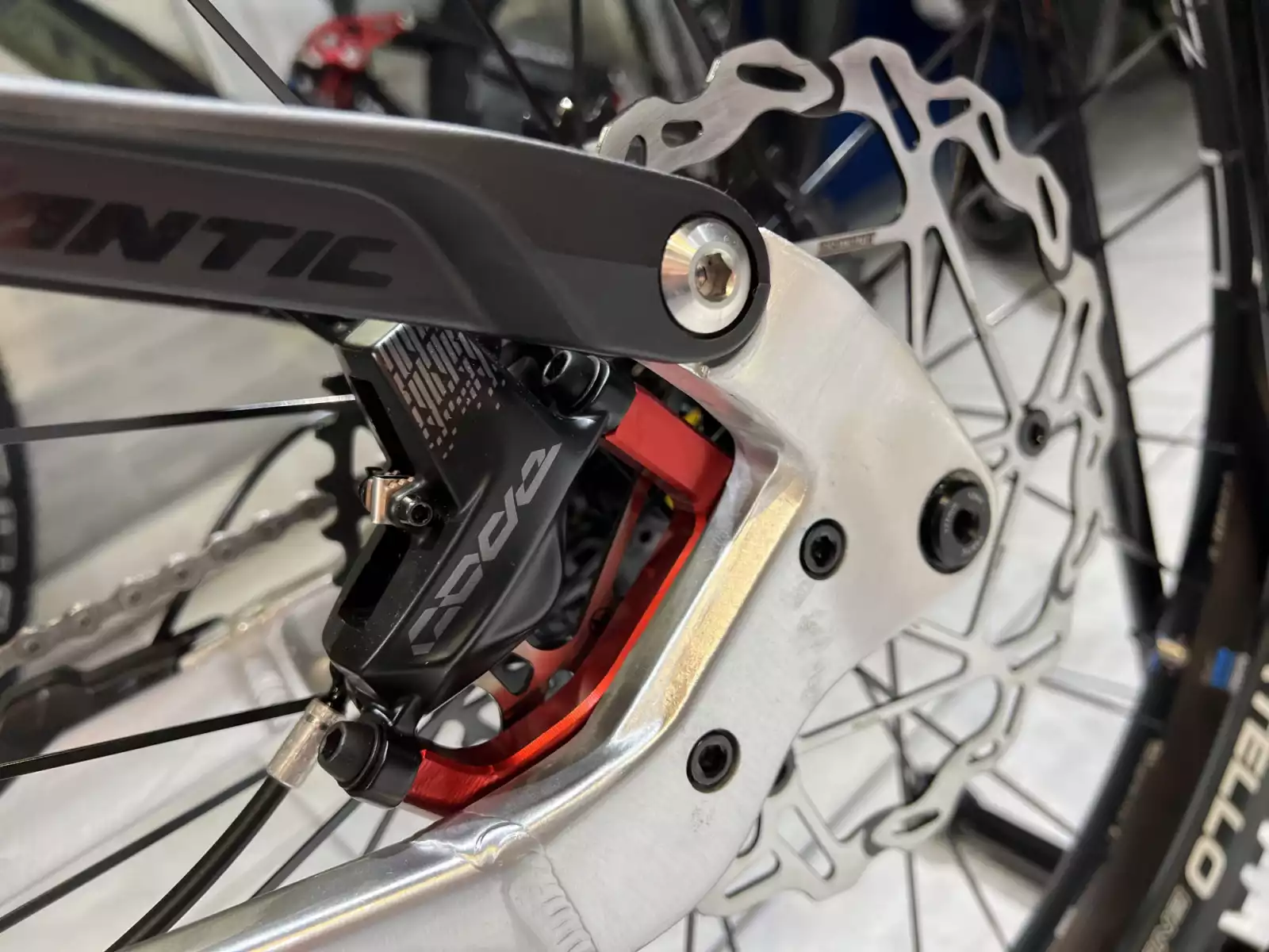 Fantic XEF 1.8 SPORT 720Wh, 29''-27,5'', freins 4 pistons, 90 Nm - Photo 1