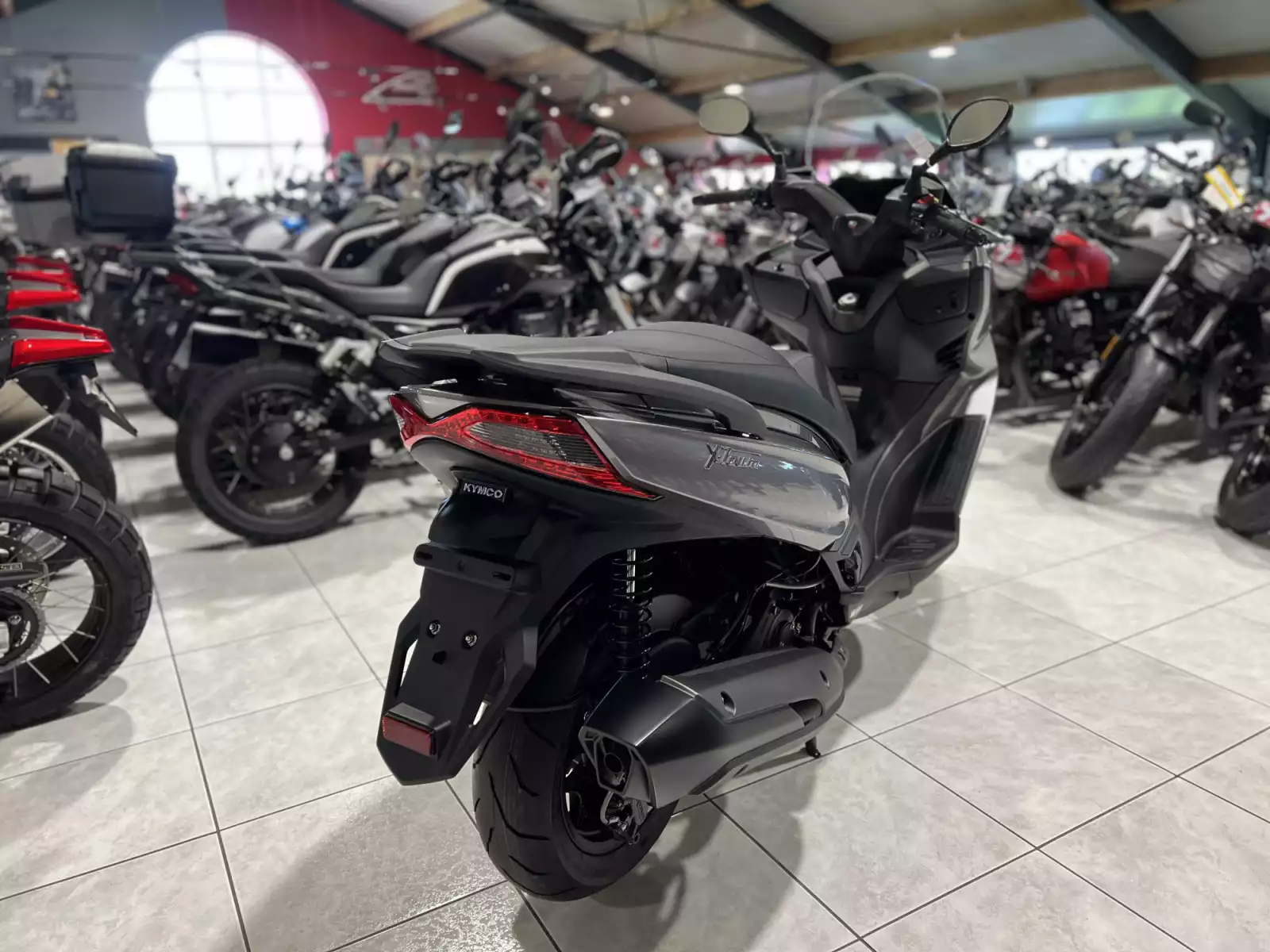 Kymco X-Town 300 ABS - Photo 1