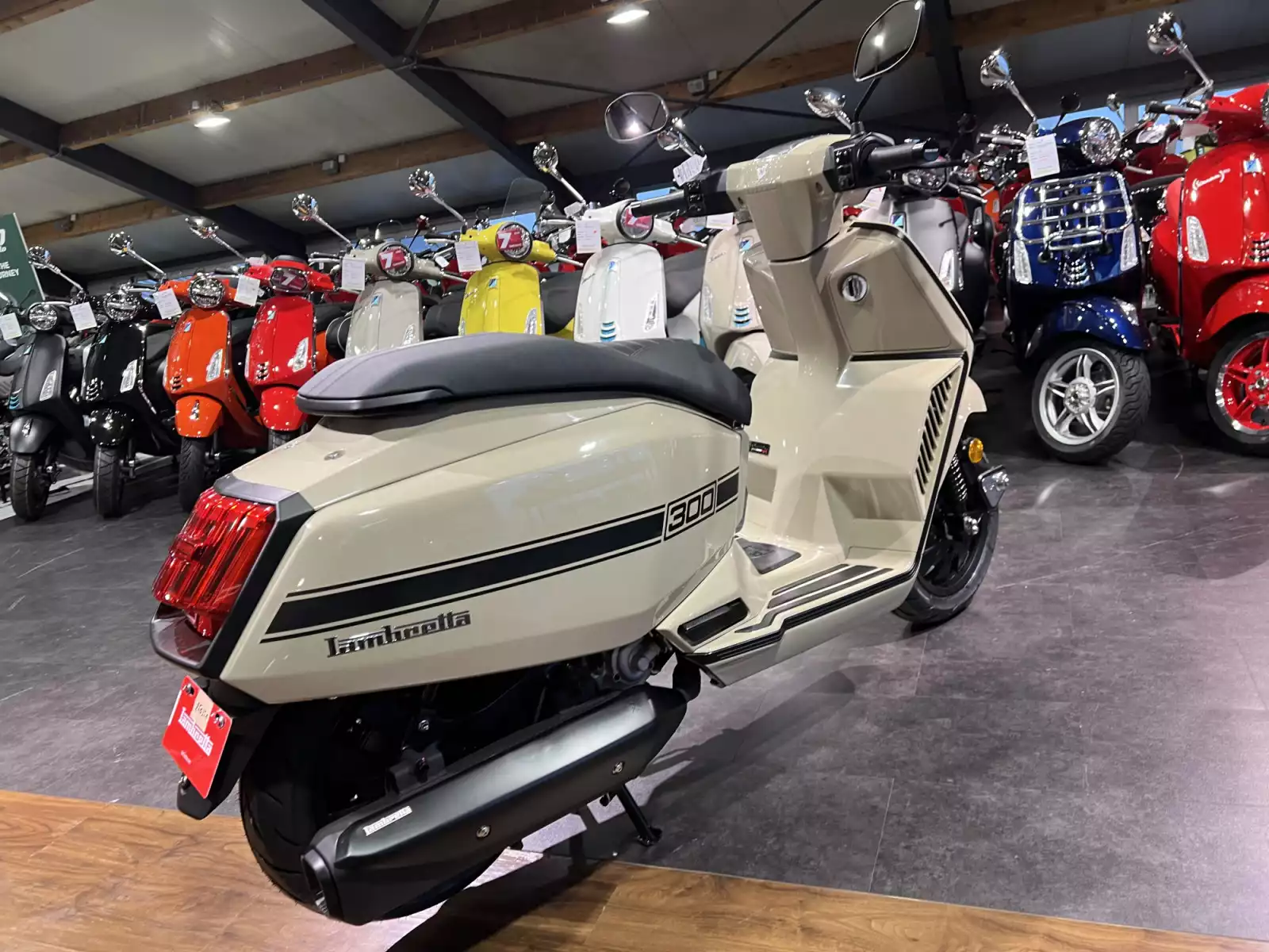 Lambretta X-300 - Photo 1