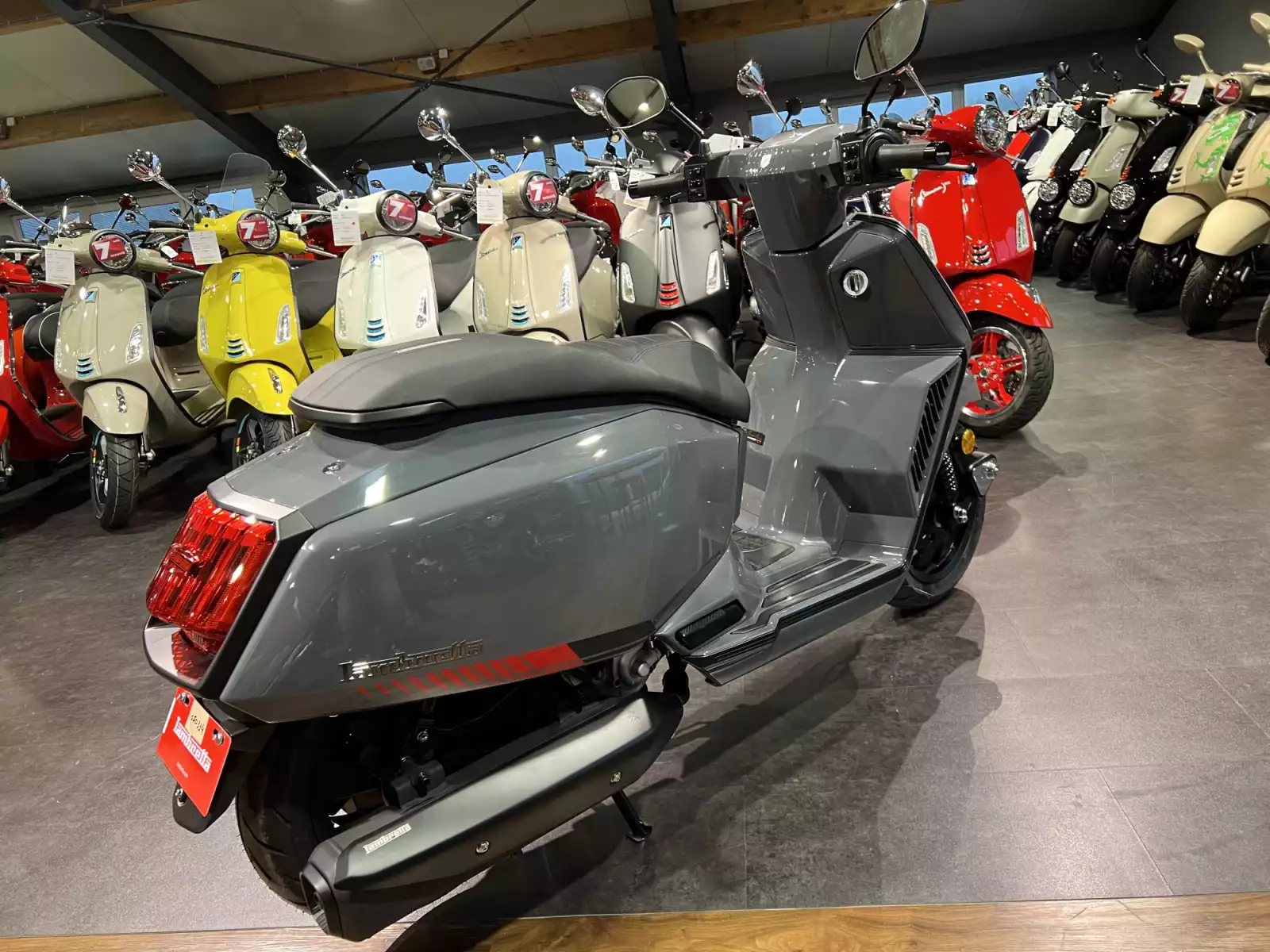 Lambretta X-125 - Photo 1