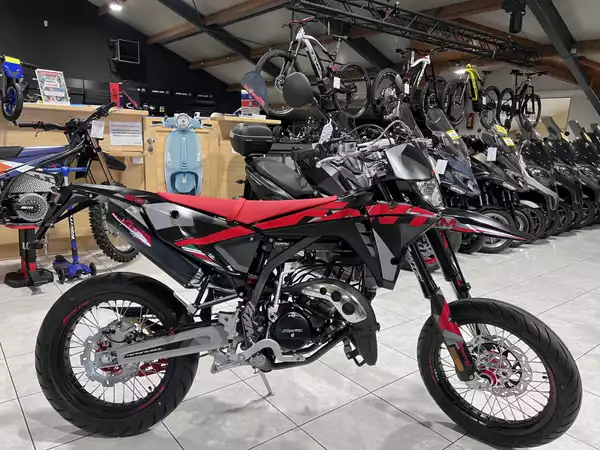 Fantic Motard 50 PERFORMANCE 2T - Photo 1