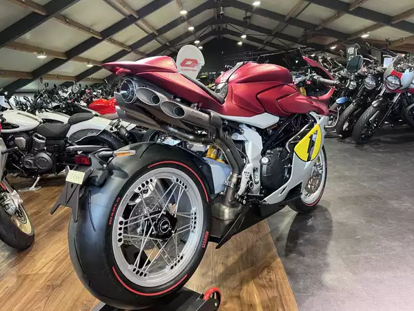 MV Agusta Superveloce 1000 Ago - Photo 2