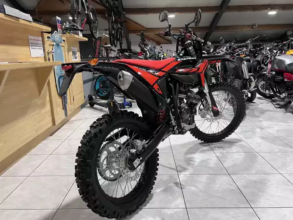 Beta RR 125 4T - Photo 2