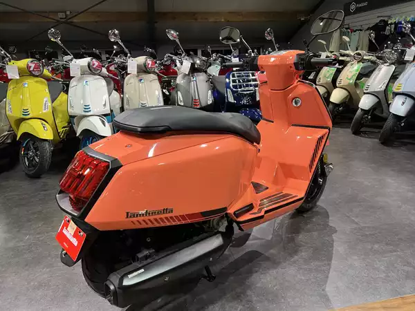 Lambretta X-125 - Photo 2