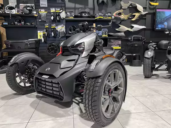 Can Am Ryker 900 - Photo 2