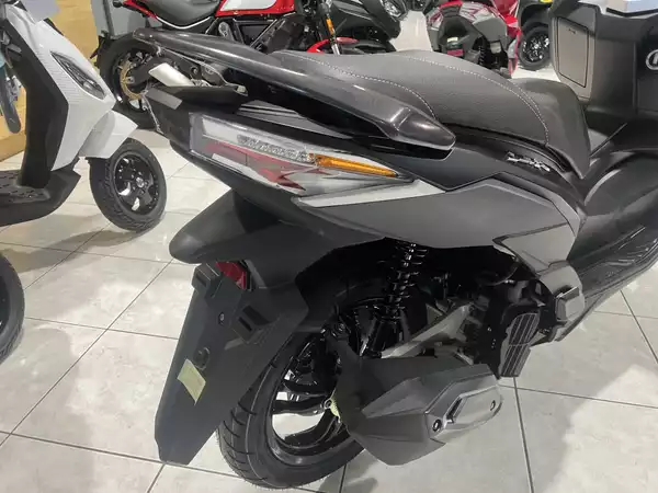 SYM Jet X 125 - Photo 2