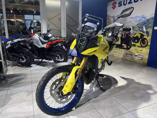 Suzuki V-Strom 800DE DE - Photo 2