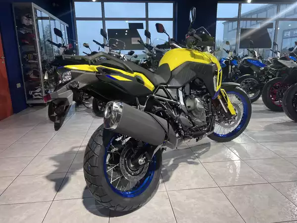 Suzuki V-Strom 800DE DE - Photo 2