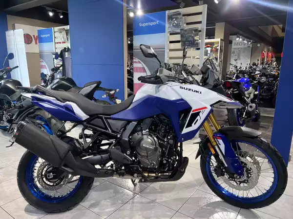 Suzuki V-Strom 800DE DE - Photo 1