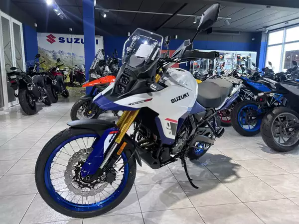 Suzuki V-Strom 800DE DE - Photo 2