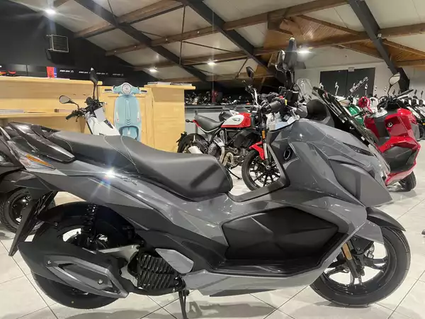SYM Jet X 125 - Photo 1