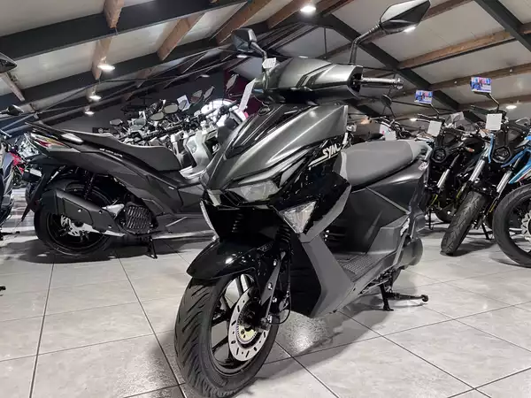 SYM ECHS 125 - Photo 2