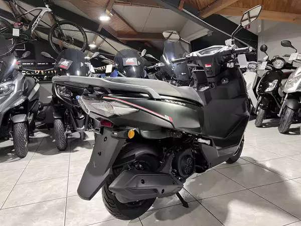 SYM ECHS 125 - Photo 2