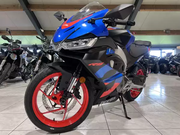 Aprilia RS 457 - Photo 2
