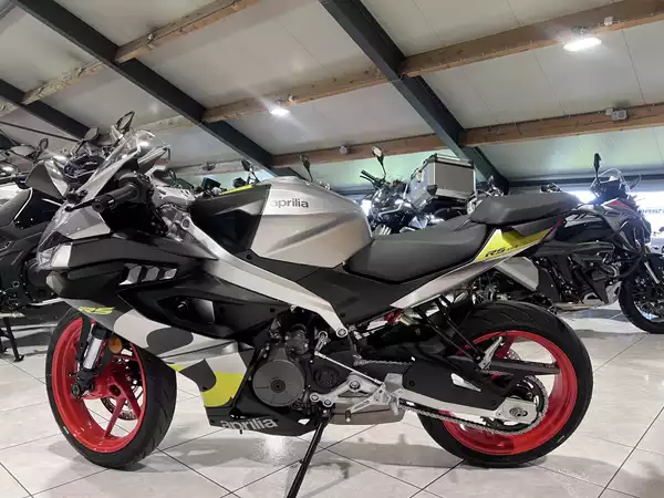 Aprilia RS 457 - Photo 3